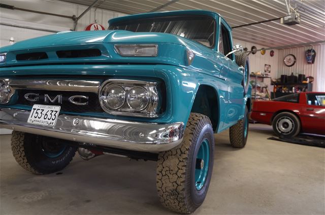 1966 GMC 4x4