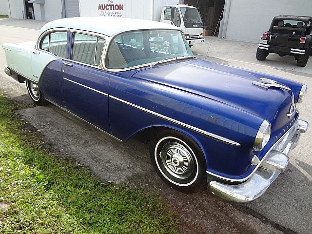 1954 Oldsmobile V23