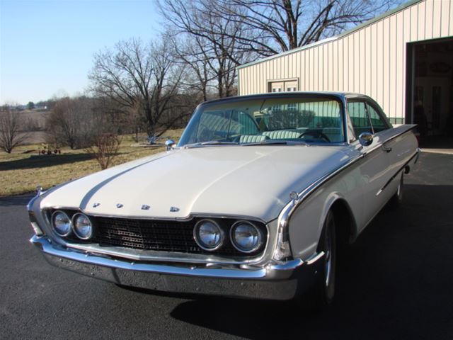 1960 Ford Starliner