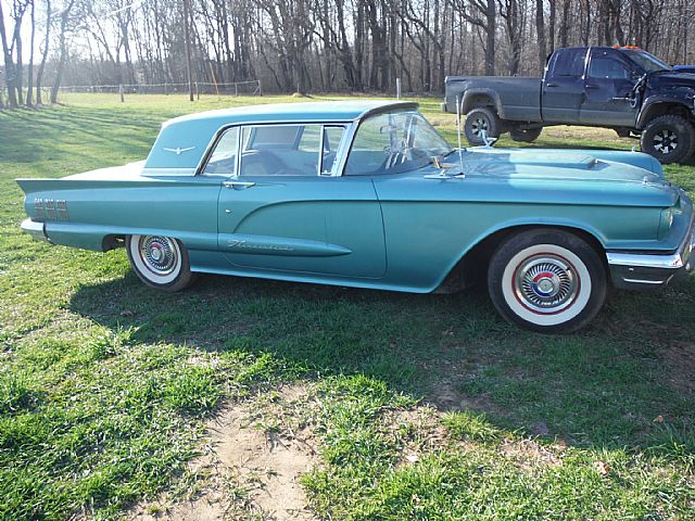 1960 Ford Thunderbird