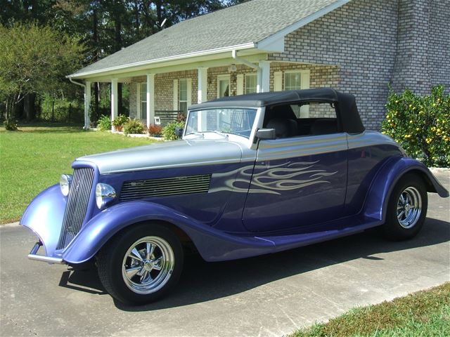 1934 Ford Cabriolet