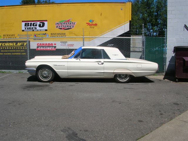 1964 Ford Thunderbird