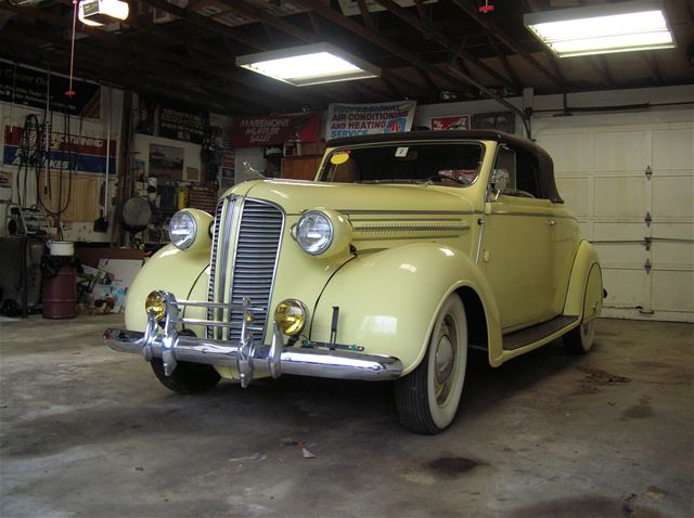 1937 Dodge D5