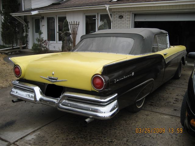 1957 Ford Fairlane