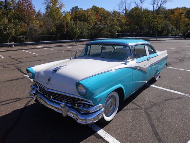 1956 Ford Victoria