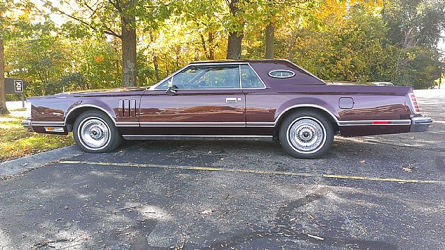 1977 Lincoln Mark V