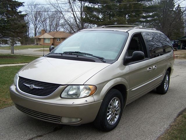 2002 Chrysler Town and Country for sale
