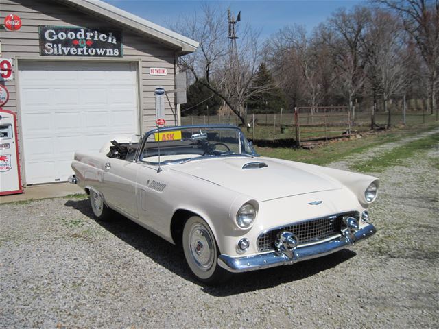 1956 Ford Thunderbird