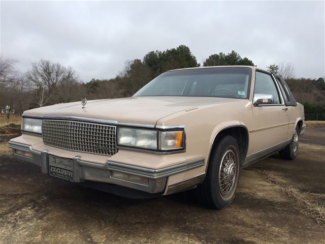 1988 Cadillac Coupe DeVille