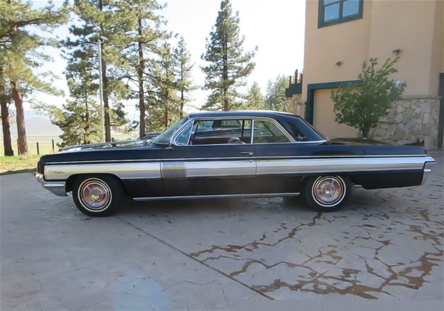 1962 Oldsmobile Starfire