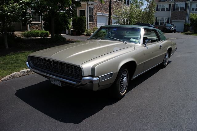 1968 Ford Thunderbird