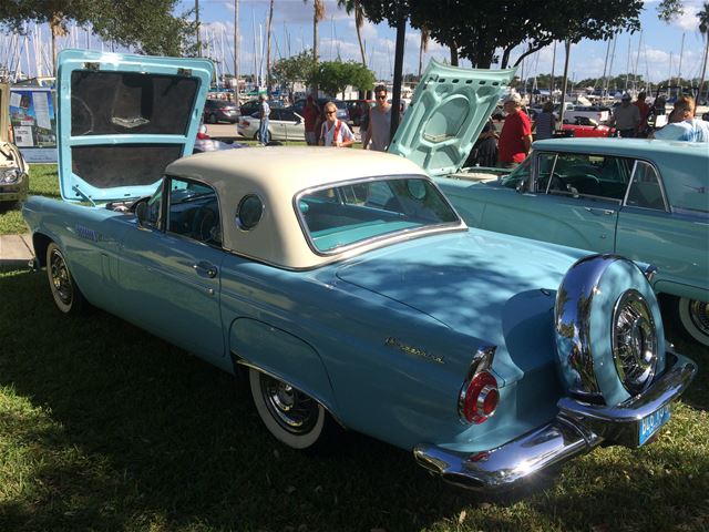 1956 Ford Thunderbird