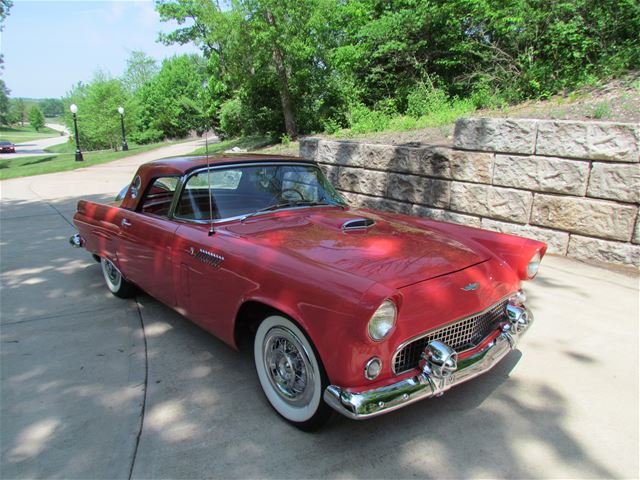 1956 Ford Thunderbird