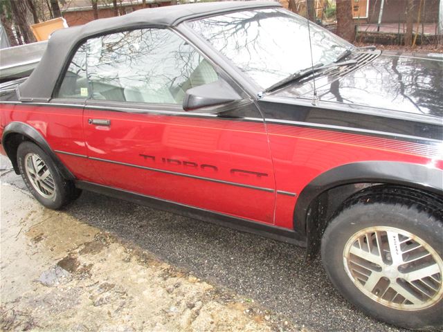 1986 Pontiac Sunbird for sale