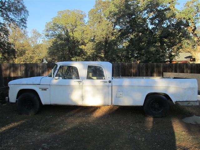 1965 Dodge D200