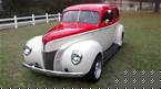 1940 Ford Deluxe