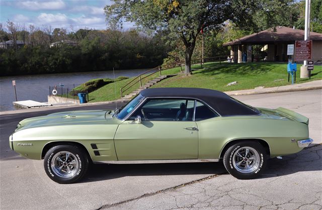 1969 Pontiac Firebird