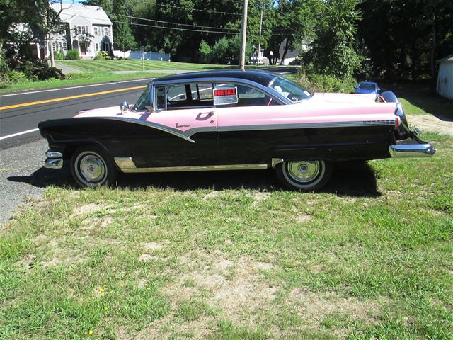 1956 Ford Victoria