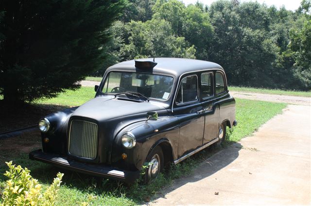 1967 Austin FX4