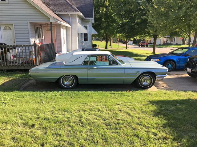 1965 Ford Thunderbird