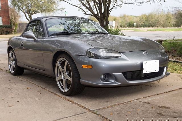 2004 Mazda MX-5