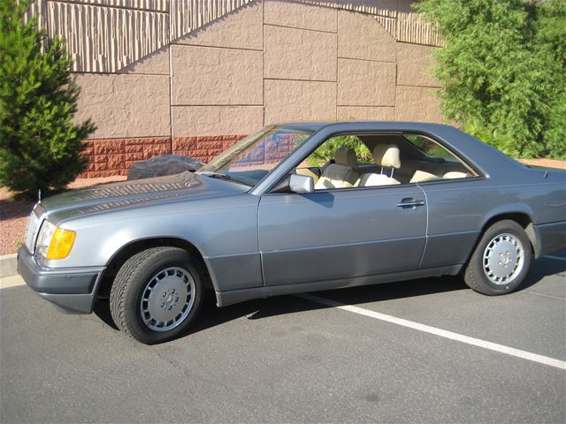 1990 Mercedes 300CE