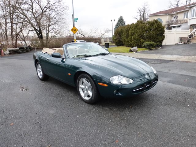 1997 Jaguar XK8