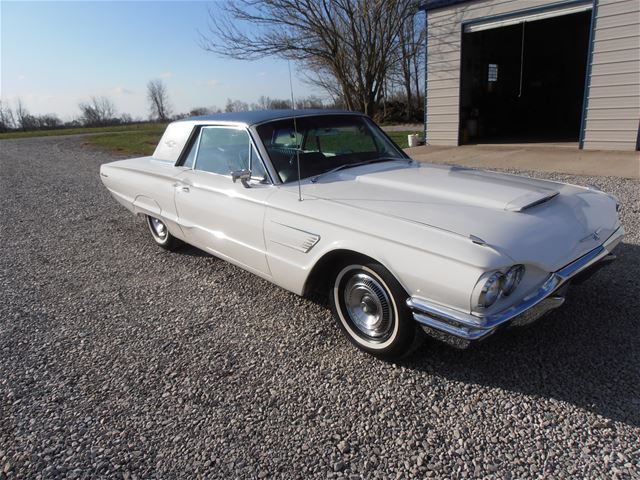 1965 Ford Thunderbird
