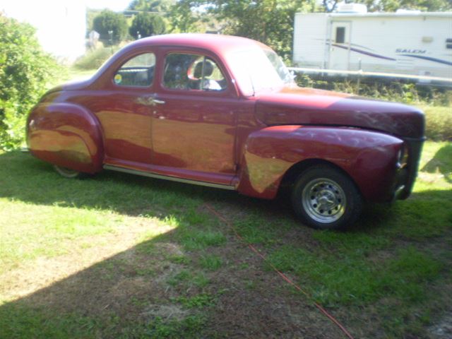 1941 Ford Deluxe