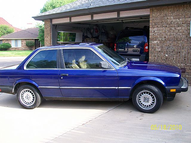 1985 Bmw 325e battery