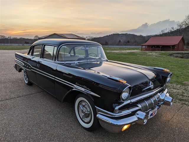 1957 Pontiac Chieftain