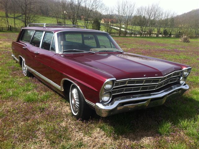 1967 Ford Country Sedan