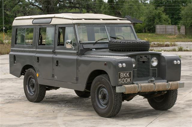 1966 Land Rover Series 2a