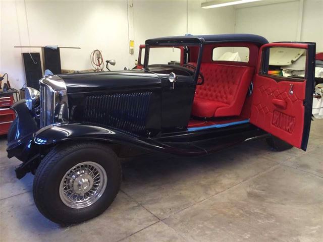 1932 Auburn 8100