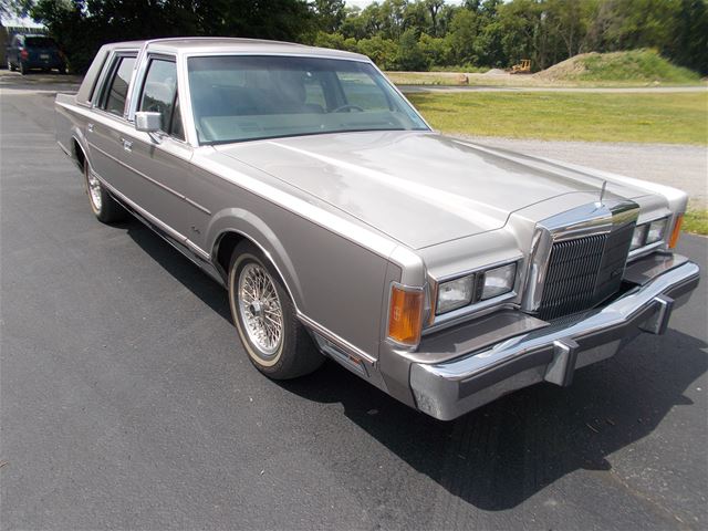 1989 Lincoln Town Car for sale
