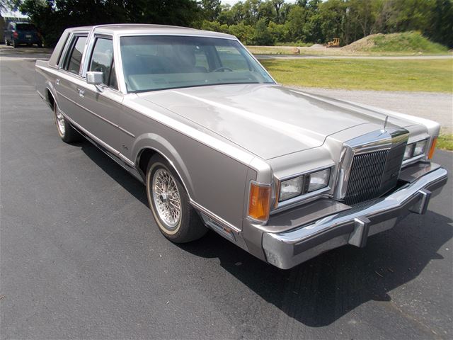 1989 Lincoln Town Car