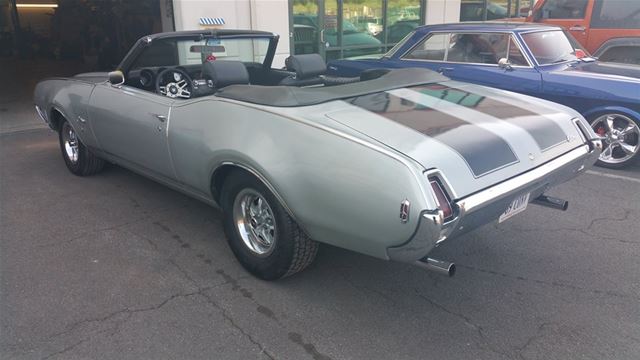 1969 Oldsmobile Cutlass