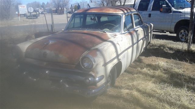 1954 Ford Skyliner