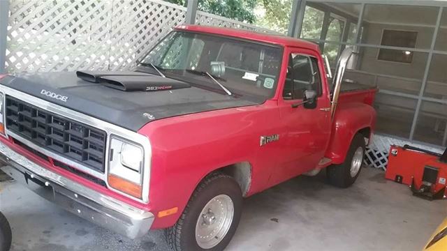 1984 Dodge D100