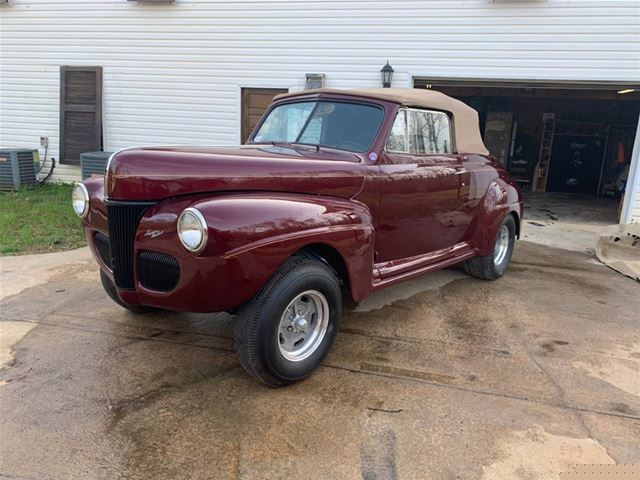 1941 Ford Super Deluxe
