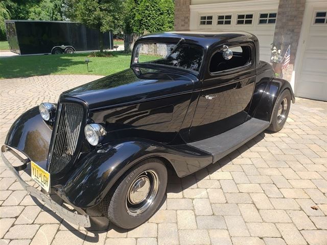 1934 Ford 3 Window Coupe