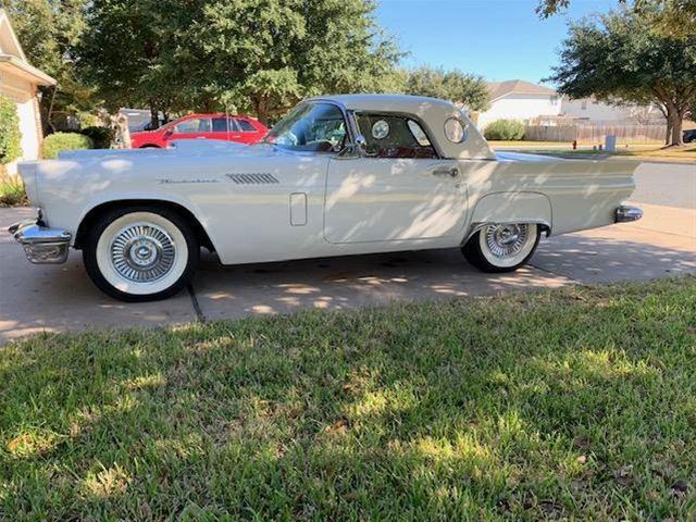 1957 Ford Thunderbird