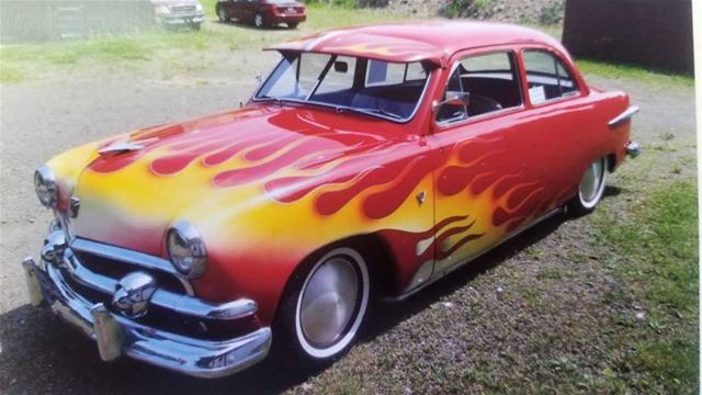 1951 Ford Custom Deluxe