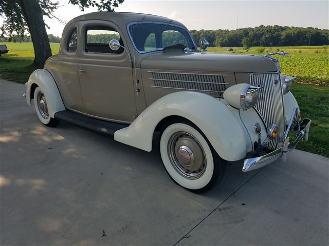 1936 Ford Deluxe