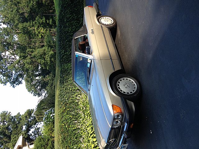 1986 Mercedes 560SL for sale