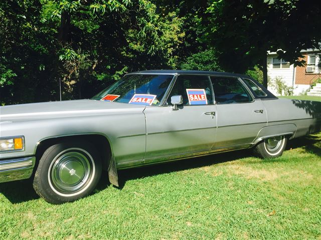 1975 Cadillac Sedan DeVille