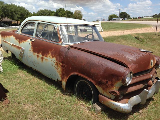 1953 Ford Sedan