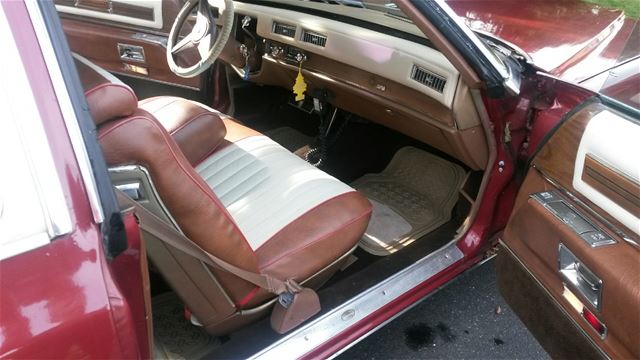 1975 Cadillac Coupe DeVille