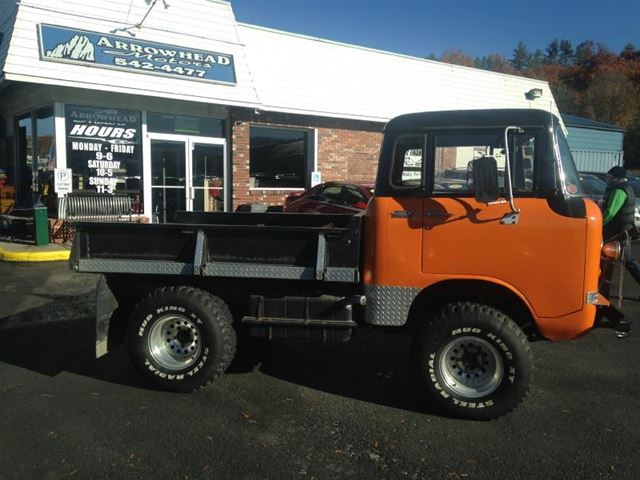 1957 Jeep FC152