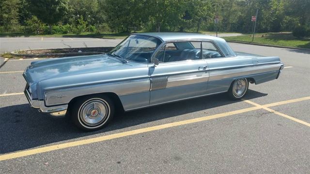 1962 Oldsmobile Starfire